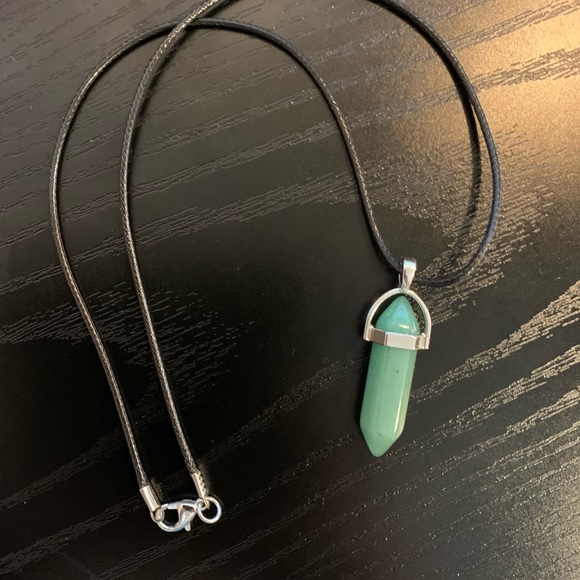 Jade stone Pendant - Picture 2 of 2